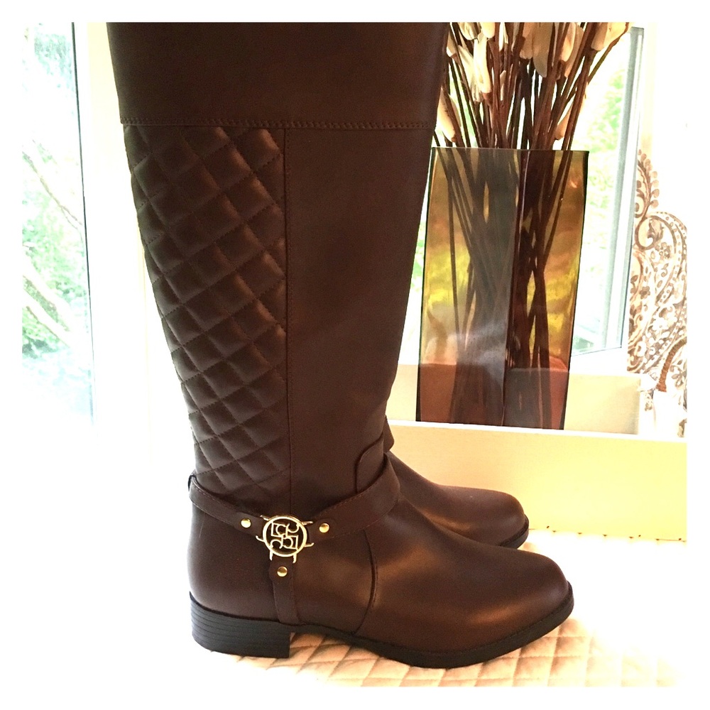 Liz Claiborne brown boots. Size 6.5W. NWOT